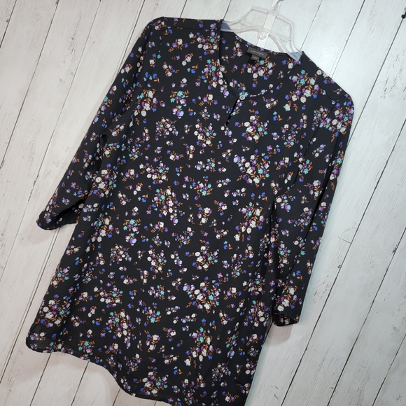 J Jill Wearever Women's Black Floral Accordian Pleated Back Shirt Size Large. - Picture 2 of 8